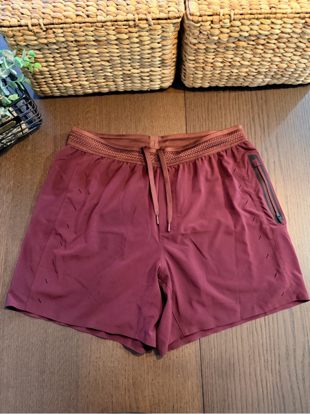 Ten Thousand Men's Medium The Session Athletic Shorts Burgundy